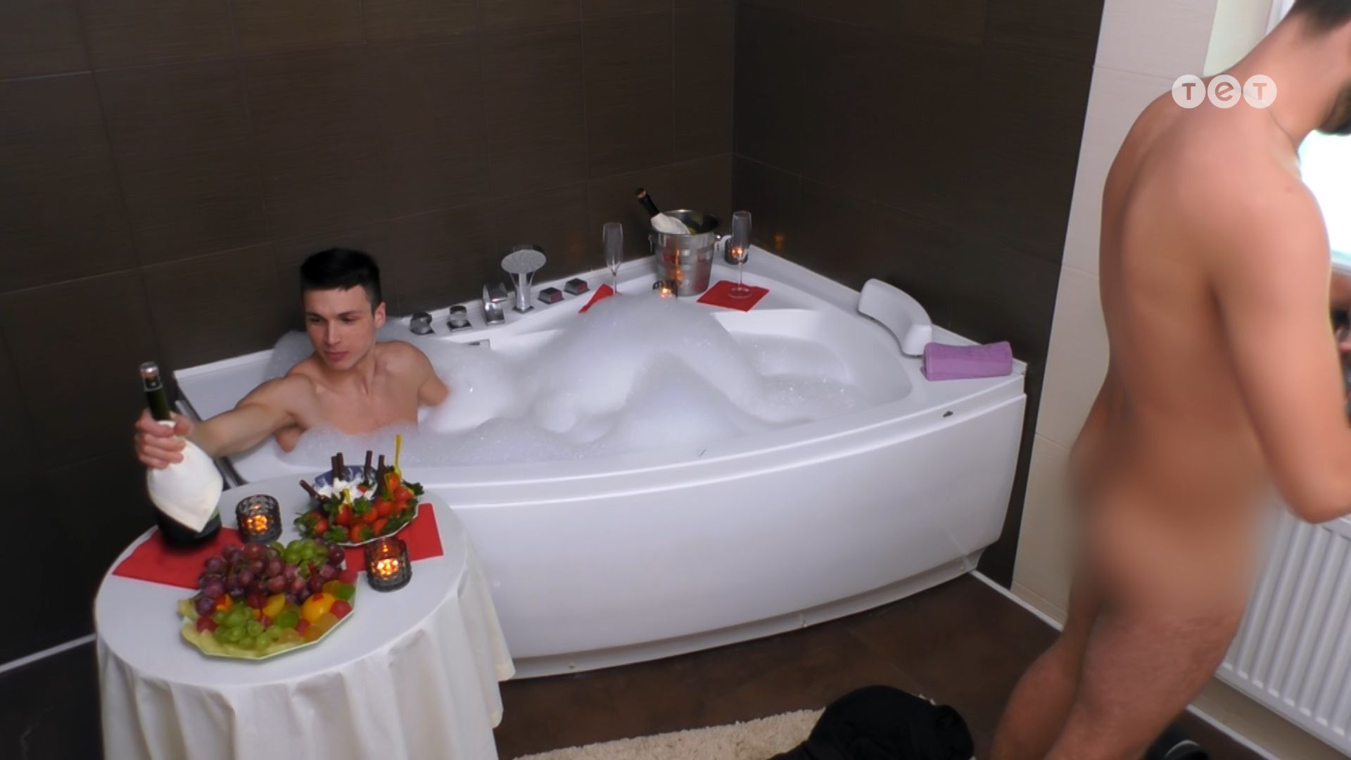 100 в 1. 30 серия