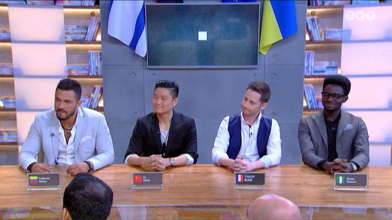 ООН 14 випуск. Витратити всі гроші на подорожі - це нормально?