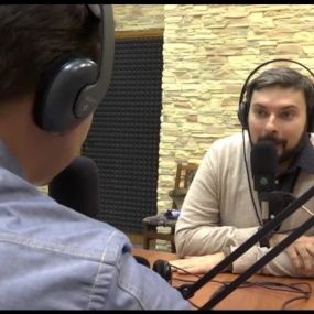 Від військового блогера у фейсбуці до ведучого на радіо "АрміяFM"