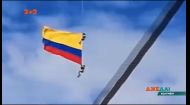 Новини світу: зіпсоване авіашоу у Колумбії, пінна вечірка та троща у США