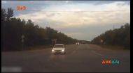 В России легковушка хотела проскочить перед грузовиком – трое погибли