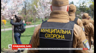 Кто, как и за чей счет охраняет киевские школы