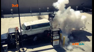 Взрывная заправка: в Калифорнии прямо во время заправки газом взорвался автомобиль