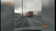У Петербурзі шоферу вантажівки раптом стало погано і він помер за кермом