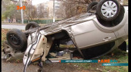 В Одессе женщину, пытавшуюся влиться в дорожный поток, сбил мечтательный водитель
