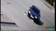 У Дрогобичі водій авто збив дівчинку, що каталась на самокаті