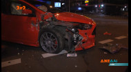 Ночная авария с участием электрокара: водитель Форда врезался в дорогую Теслу