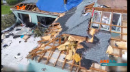 Во Флориде мощные ураганы ночью накрыли побережье, разрушая все на своем пути