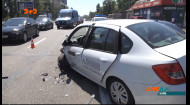 В Киеве утром столкнулись сразу 4 автомобиля