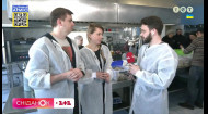 Працівники однієї з доставок їжі в Києві перепрофілювалися у волонтери