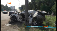 Утренняя авария в Киеве: водитель автомобиля влетел в столб