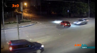 Аварія на перехресті в Одесі: жовтий миготливий сигнал світлофора заплутав обох водіїв