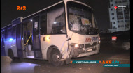 У Вишневому зіткнулися легковик та маршрутний автобус: один водій загинув на місці