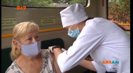 Быстро и мобильно: в Кропивницком вакцинируют прямо в автобусе