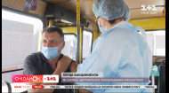 Щеплення у маршрутці: як працюють вакцинобуси в Києві
