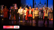 Спектакль на генераторах: как театр Черный квадрат, несмотря на темноту, развлекает киевлян