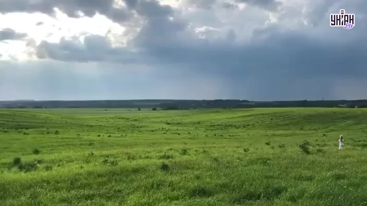 Галкин показал видео прогулки Пугачевой с детьми и гневно поздравил с днем  России — УНИАН