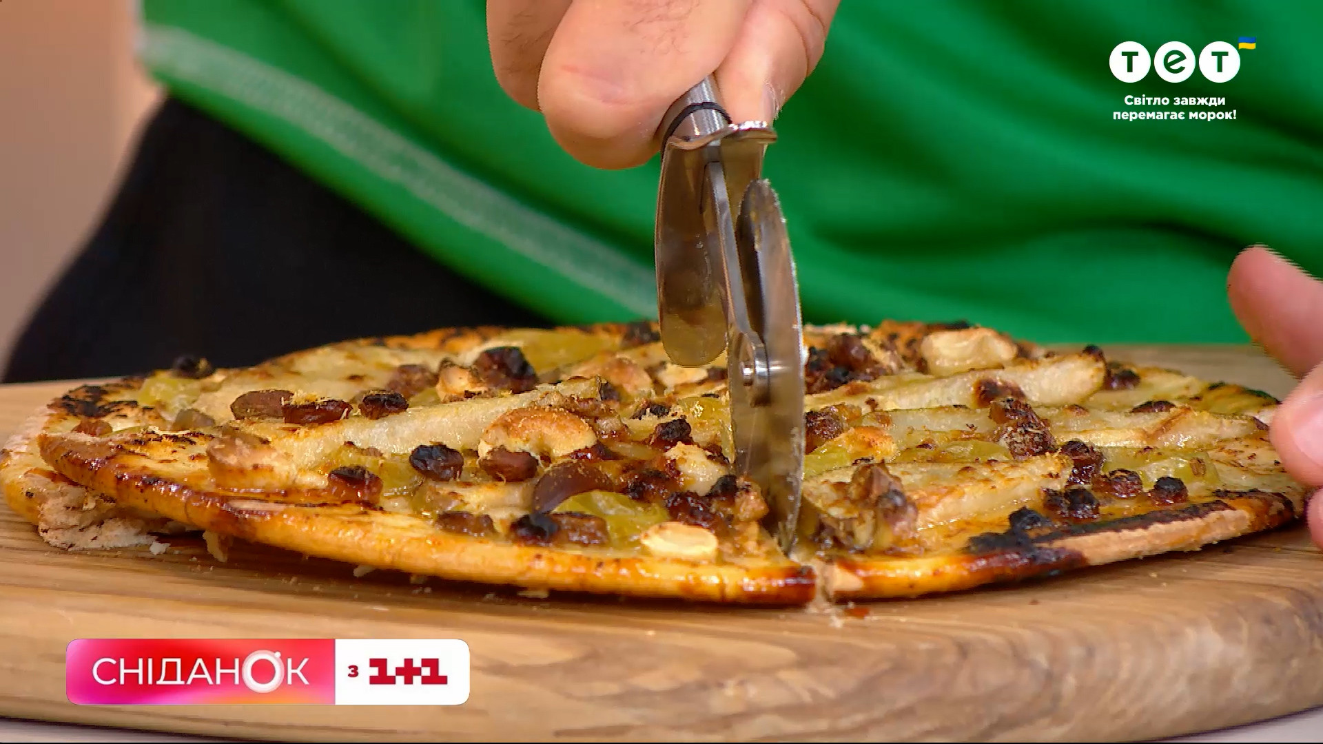 Рецепт пиццы на сковороде: быстро, просто и вкусно