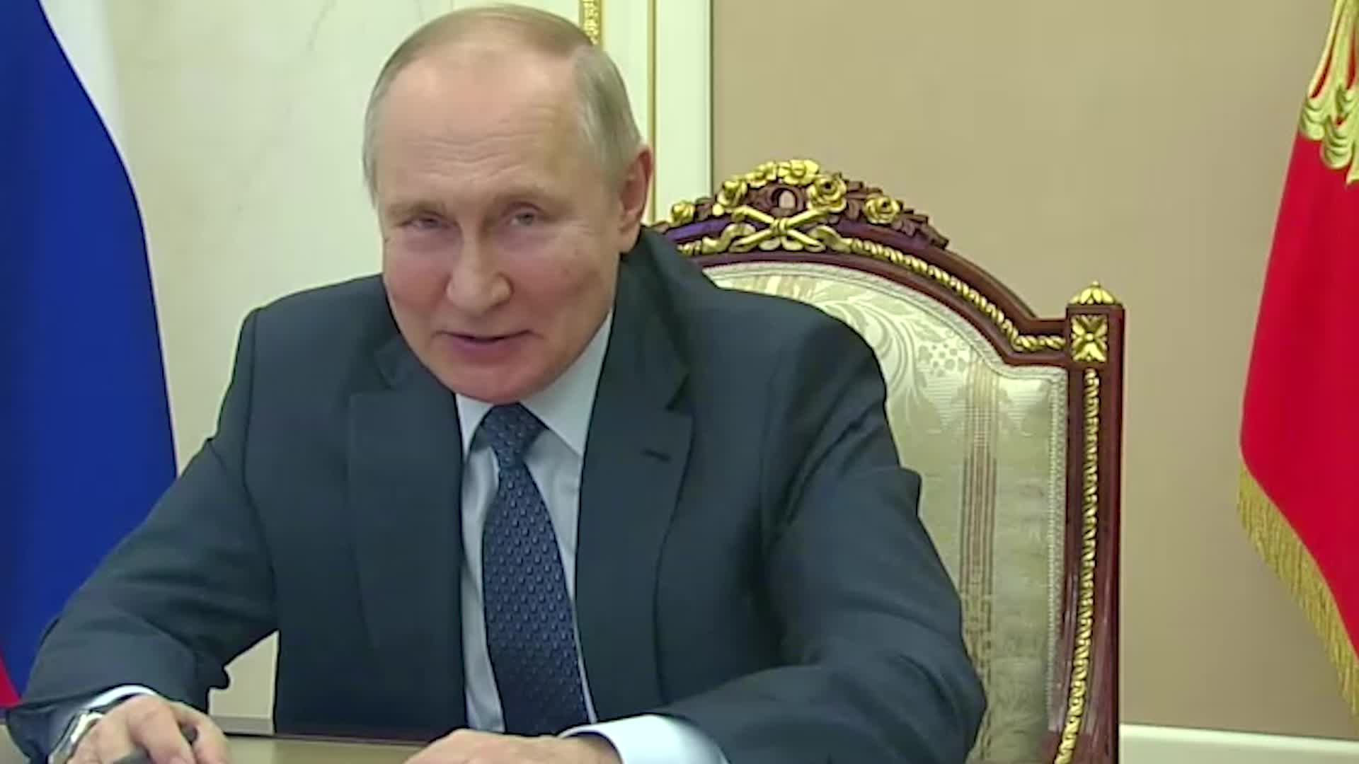 Путин говорит, что война будет длительной