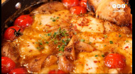 Как приготовить филе бедра с томатами черри и моцареллой в одной сковороде – Правила Сниданка