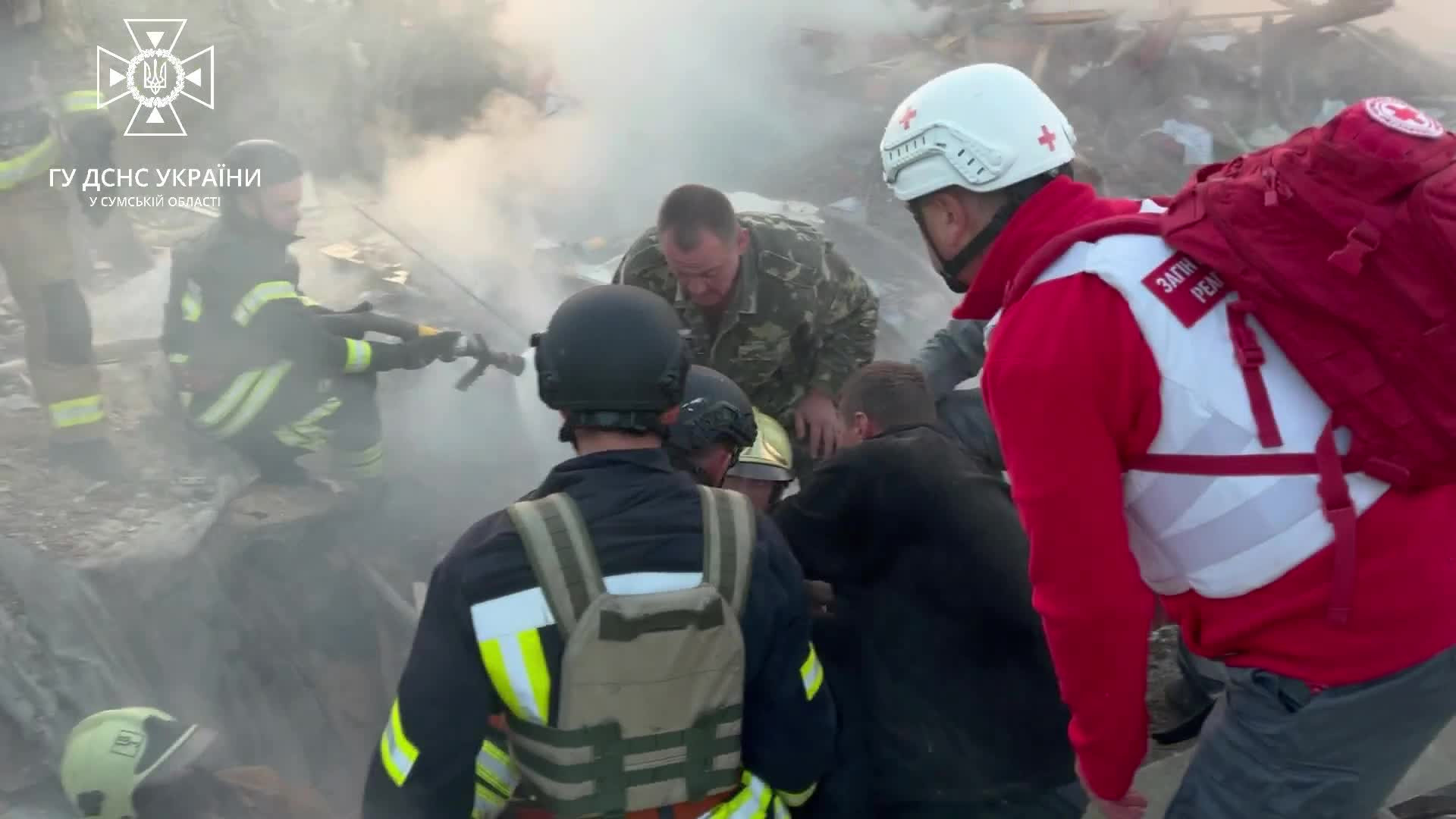 В Сумах два человека пострадали в результате вражеской атаки