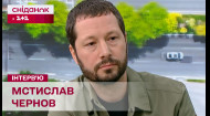 В широкий прокат в украинских кинотеатрах вышел «самый важный фильм года» по версии The Times. Это новая лента кинорежиссера Мстислава Чернова – «2000 метров до Андреевки». Фильм уже был представлен на многих фестивальных площадках в разных странах. О фильме, который дает возможность увидеть войну такой, какой ее видят защитники, поговорим с Мстиславом Черновым.