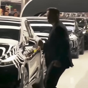 Подводные базы пришельцев посреди океана: конгрессмен раскрыл шокирующую правду