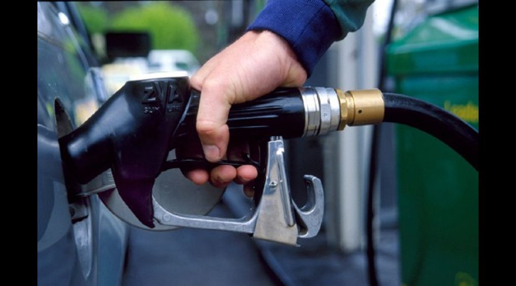 Що відбувається із цінами на бензин?
