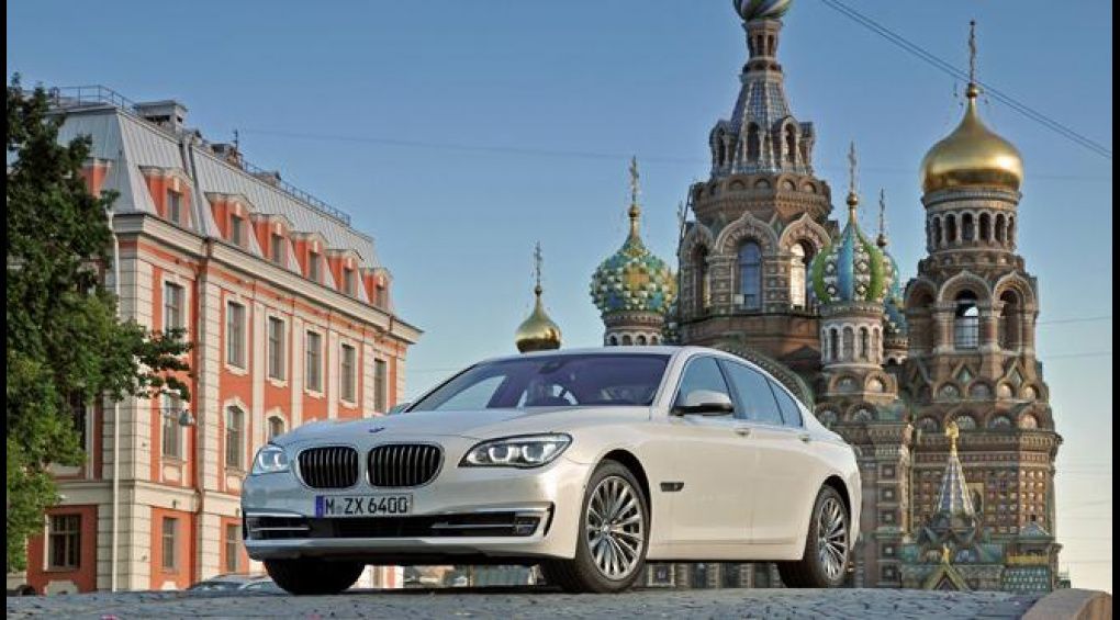 BMW тепер не їздять до Росії