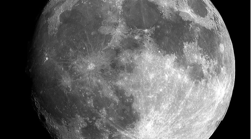 NASA: Місяць може стати планетою