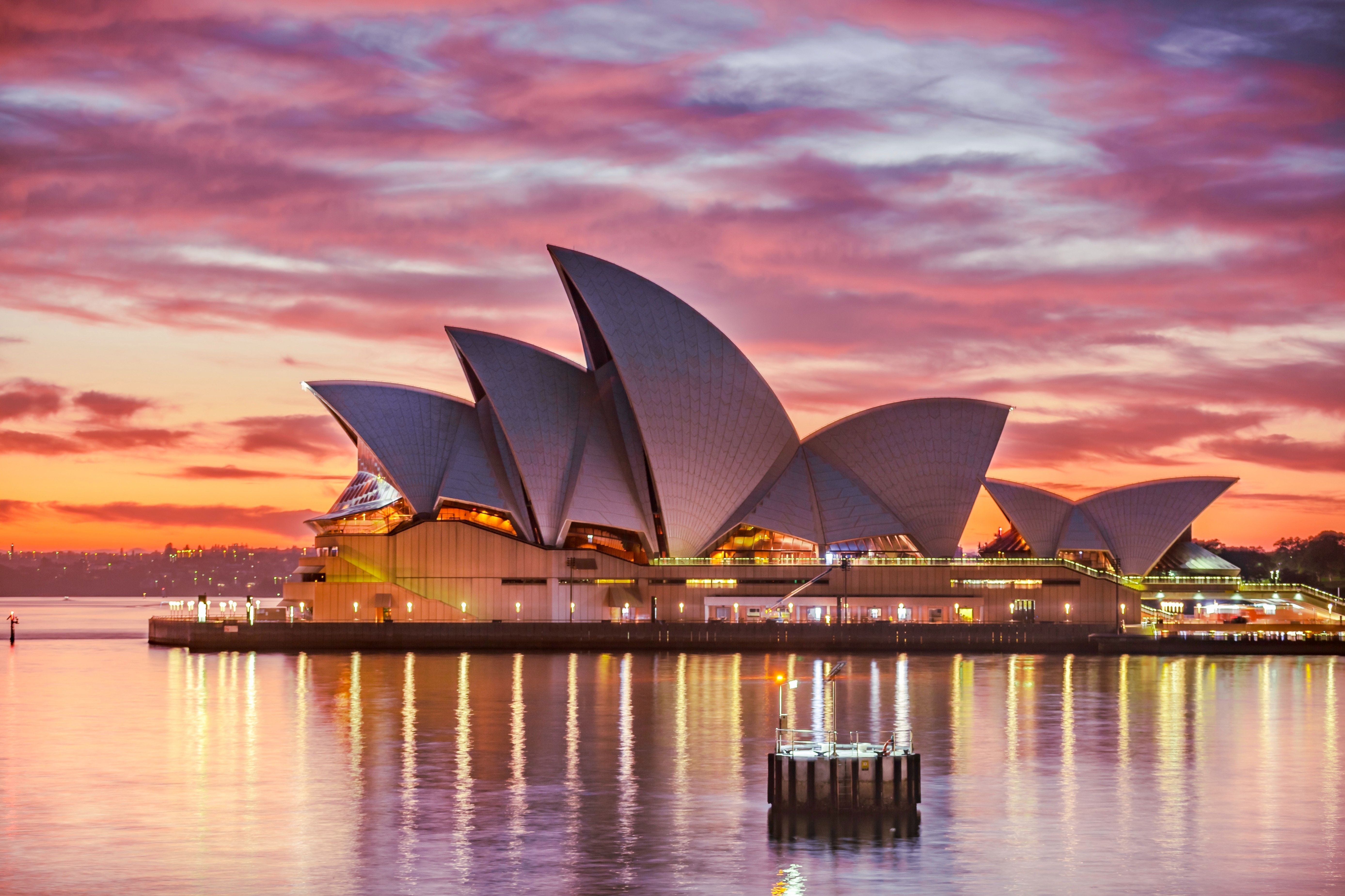 Most australians. Сиднейский оперный театр Австралия. Канберра оперный театр. Сидней Австралия оперный театр достопримечательность. 5. Сиднейский дом оперы в Австралии.