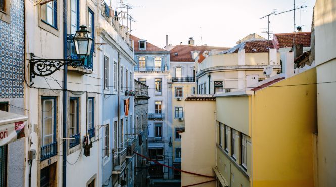 У Португалії ввели податок на гарний вид з вікна