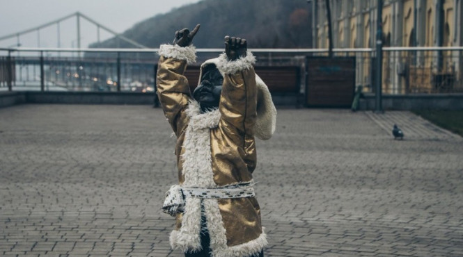 В Киеве маленьких Кия, Щека, Хорива и Лыбидь одели в новогодние наряды
