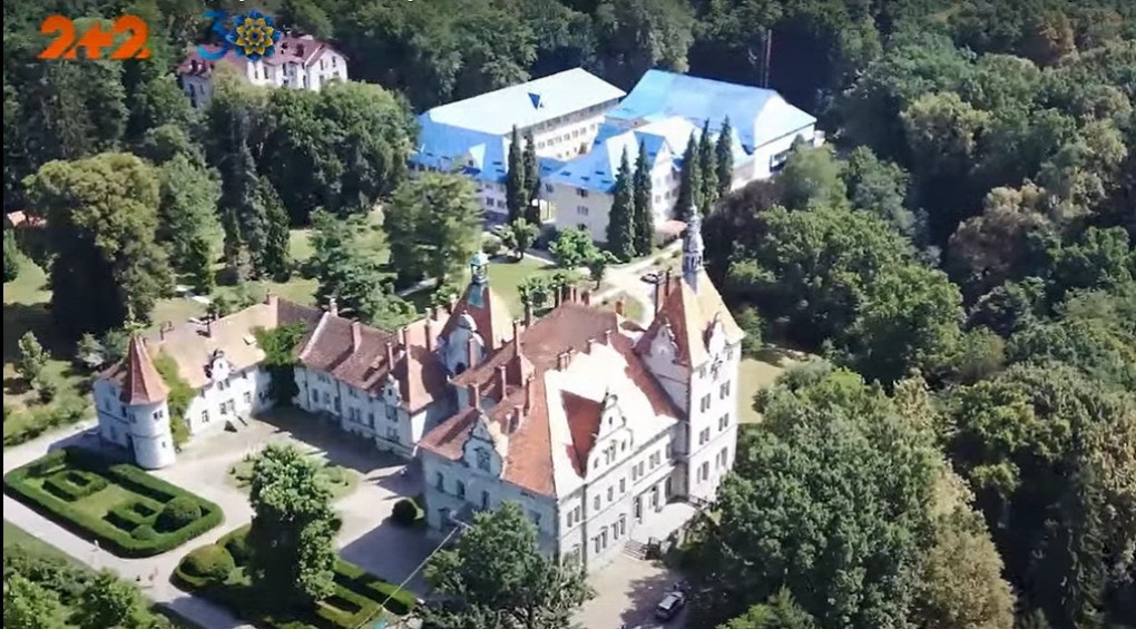 Пам’ятка архітектури національного значення: Палац графів Шенборнів розсипається на очах