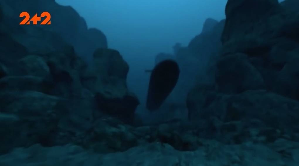 В Бермудском треугольнике что-то силой вытолкнуло субмарину из-под воды