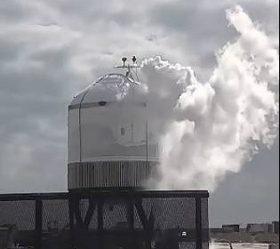 Взрыв на SpaceX: рванул наземный резервуар с жидким азотом (ВИДЕО)