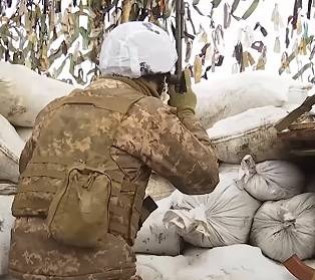 Актуальне з фронту: бойовики 10 разів порушили режим тиші і поранили одного бійця