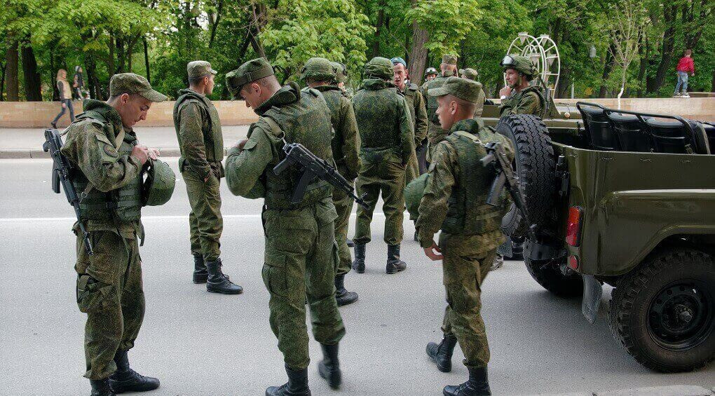 «Друга армія світу»: росіяни шукають нових солдат на онлайн-платформі Avito