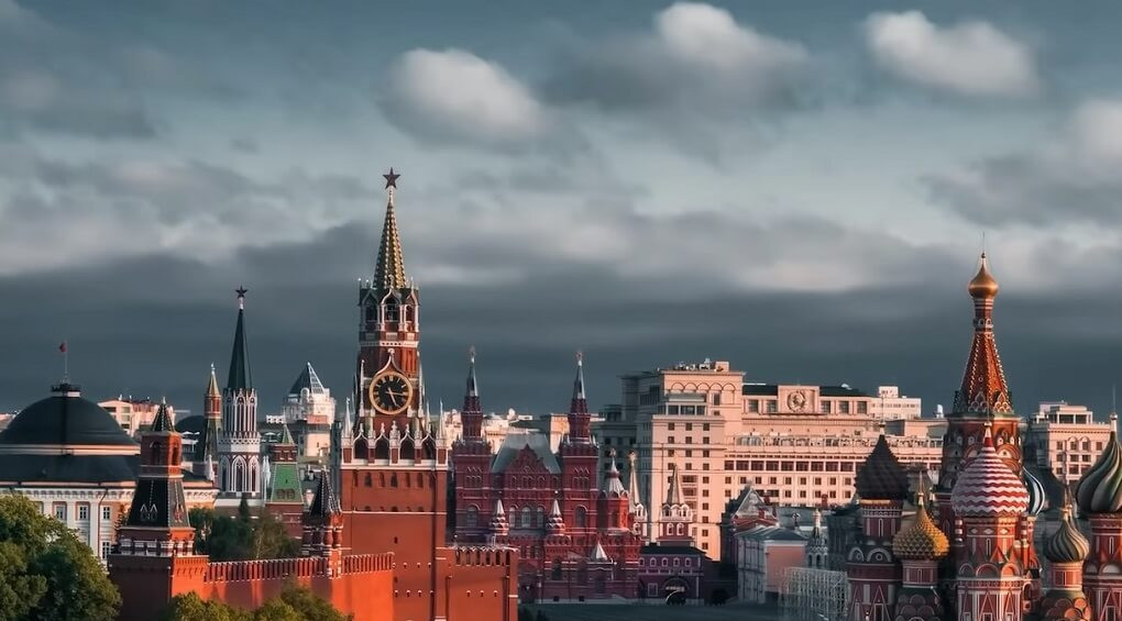 Чотири сценарії краху росії: що очікує агресора після війни
