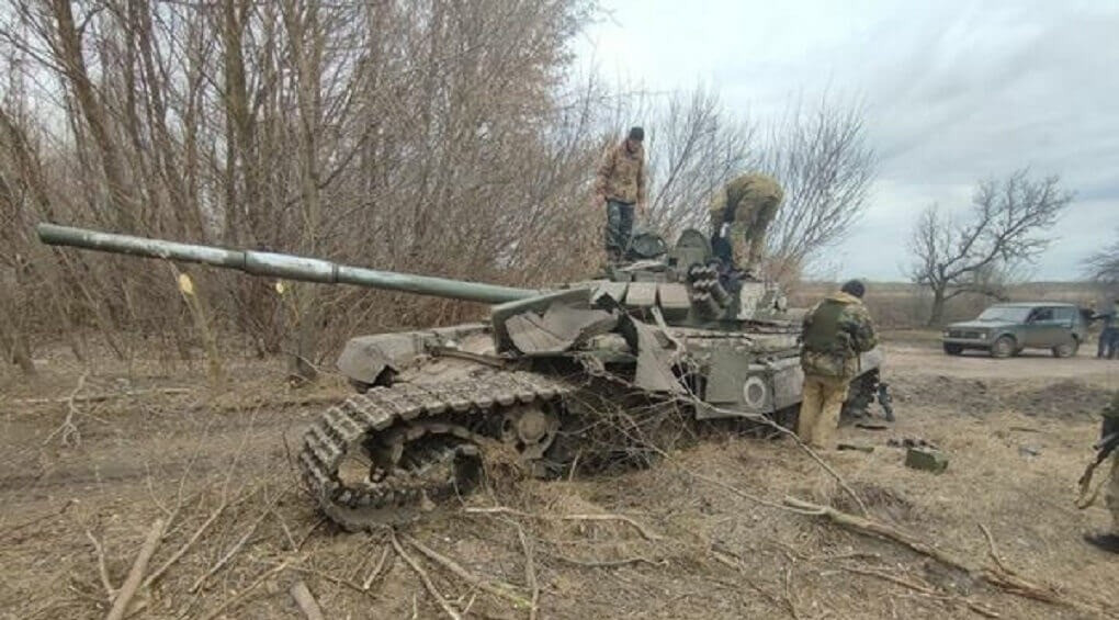 Уничтожено более 600 российских танков: боевые потери врага по состоянию на 30 марта