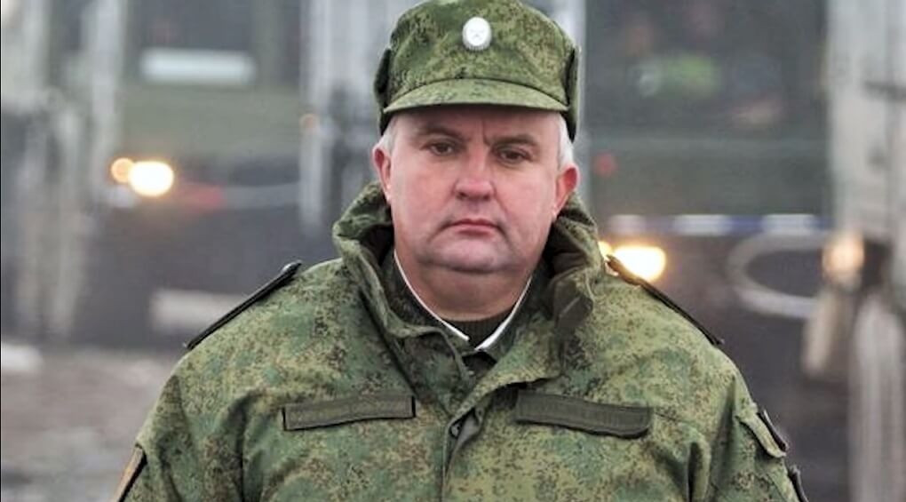 Він випускає ракети по Україні: хто керує обстрілами мирних міст