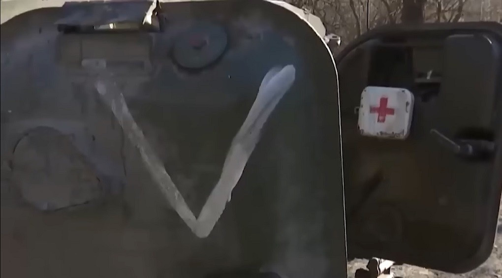 Используют 30-летние советские аптечки: в российской армии проблемы с медикаментами