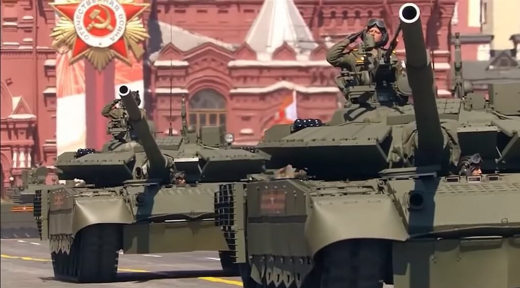 Парад без військової техніки: найдорожчі втрати росії у війні