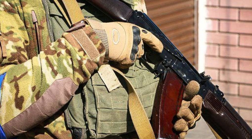 Владение оружием: глава МВД рассказал, как «раздача» пистолетов и автоматов населению способствовала отпору врага
