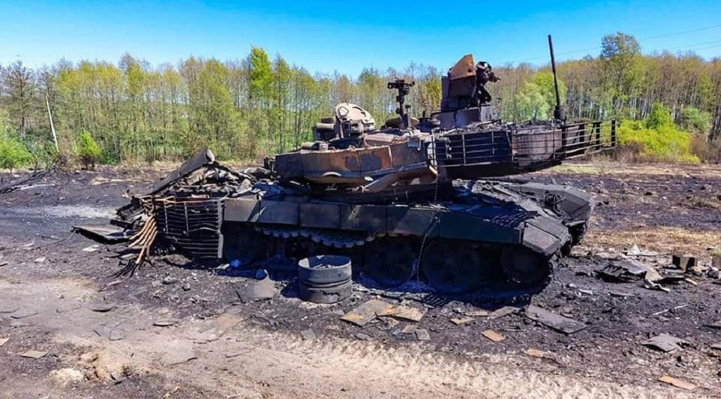 Ще 300 російських окупантів та 19 танків: бойові втрати ворога станом на 21 червня