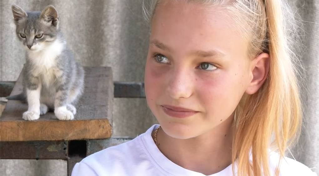 13-річна школярка за два дні власноруч зробила пів тисячі скоб з арматури для українських бійців