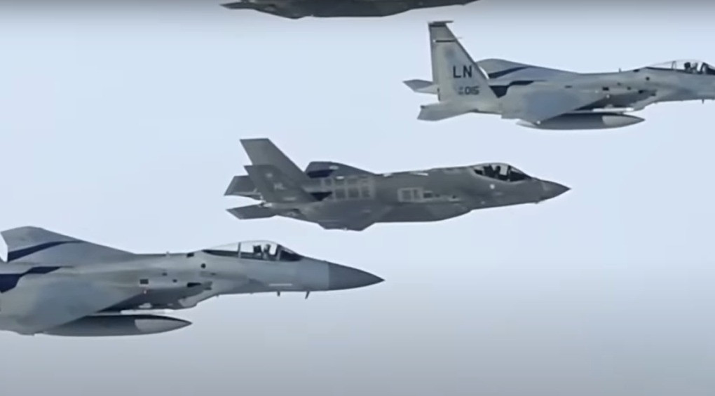 В Украину прибудут истребители четвертого поколения F-15 и F-16: их характеристика и особенности