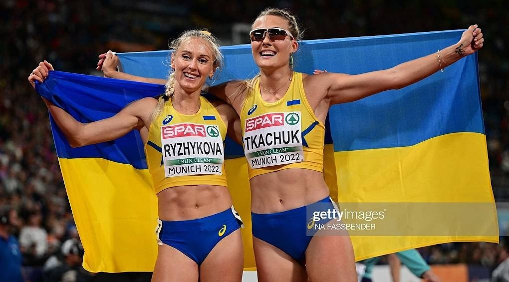 «Я це зробила!»: українська легкоатлетка Бех-Романчук здобула золото у потрійному стрибку на чемпіонаті Європи-2022