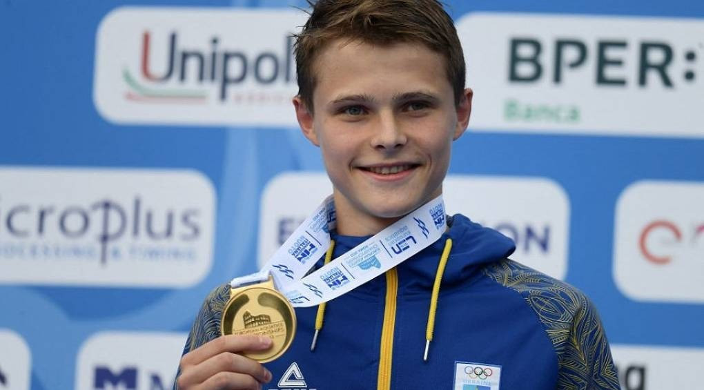 Золото українців: 16-річний юнак виграв дорослий ЧЄ зі стрибків у воду, а Магучіх принесла Україні історичну нагороду
