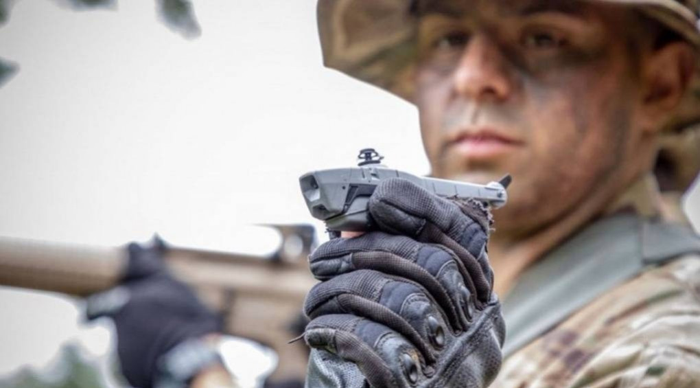 Микродрон Black Hornet для Украины: что это за оружие, где и как его можно использовать?